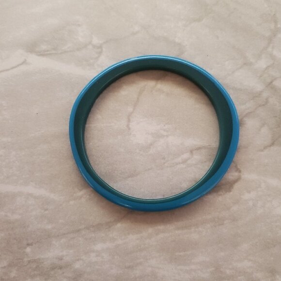 J. Crew Jewelry - 💙 Vitnage 1980s 80s J.Crew Two Tone Blue Retro Mod Bangle Bracelet 💙